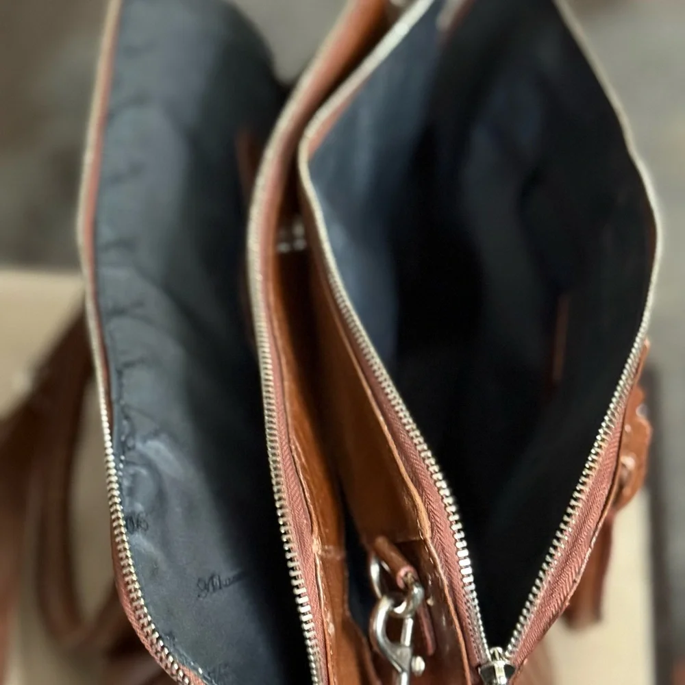 Ashwood three section large Top quality  Leather Crossbody Handbag Gina - Picture 9 of 9